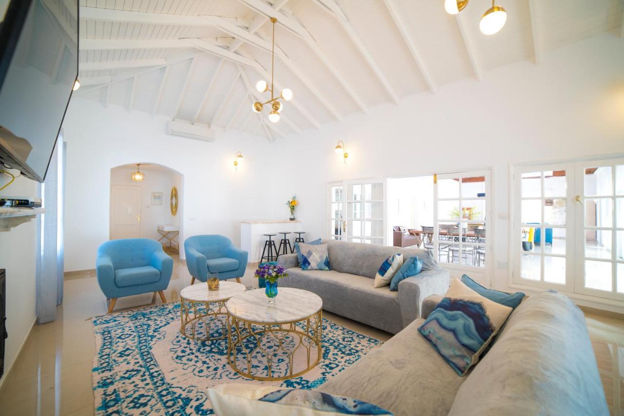 Stunning Sea View Villa With 6 Bedrooms & Heated Pool - Villa Renaissance Playa Blanca  Exterior photo